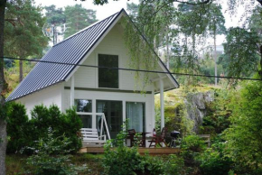 Anfasteröd Gårdsvik - badstugor med loft, Ljungskile